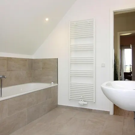 Ferienhaus Ferienhaus Klint In Lancken, Cleaning Included *