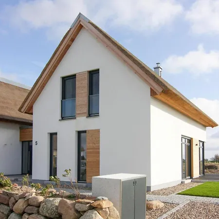 Ferienhaus Klint In Lancken, Cleaning Included Ferienhaus